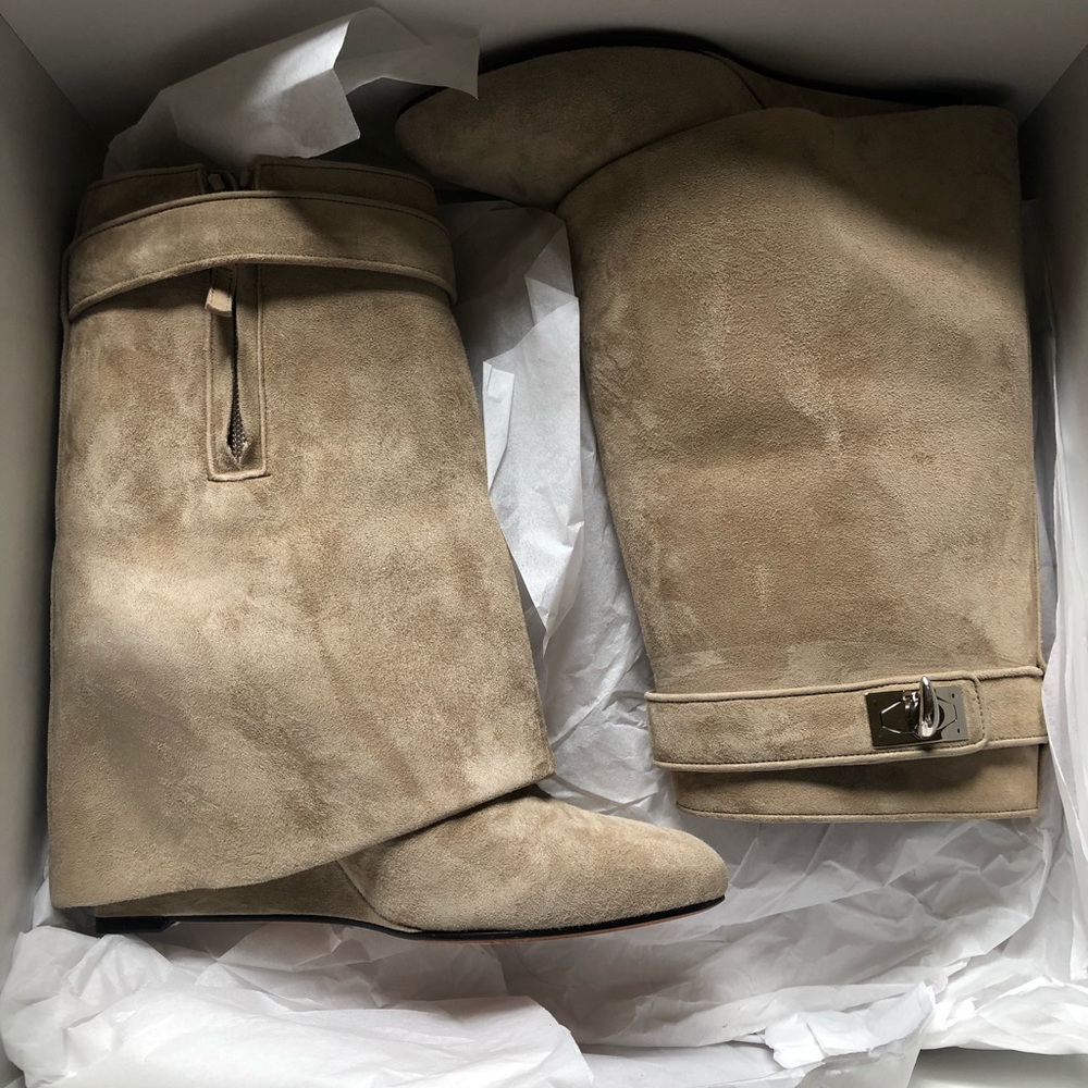 Givenchy shark lock short boots